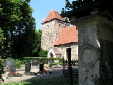 Friedhof und Kirche in Scheuder