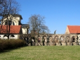 Ruine der Reithalle